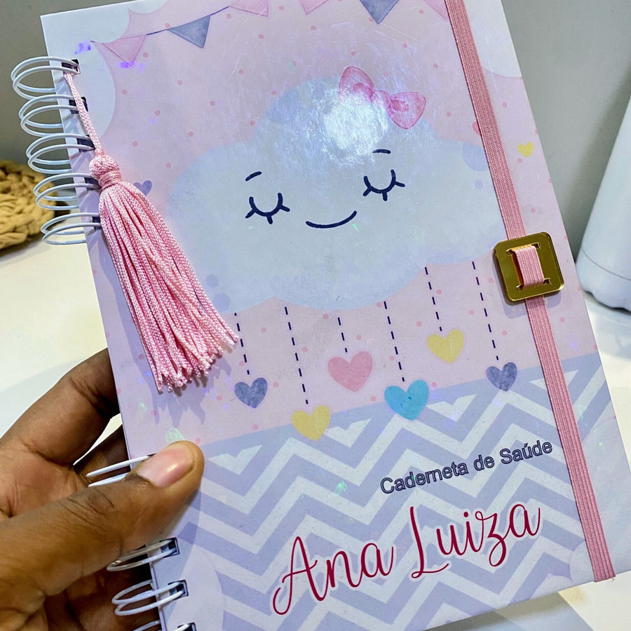 Caderneta de Vacinação Personalizada Tema Nuvem - Capa Dura & Miolo Oficial